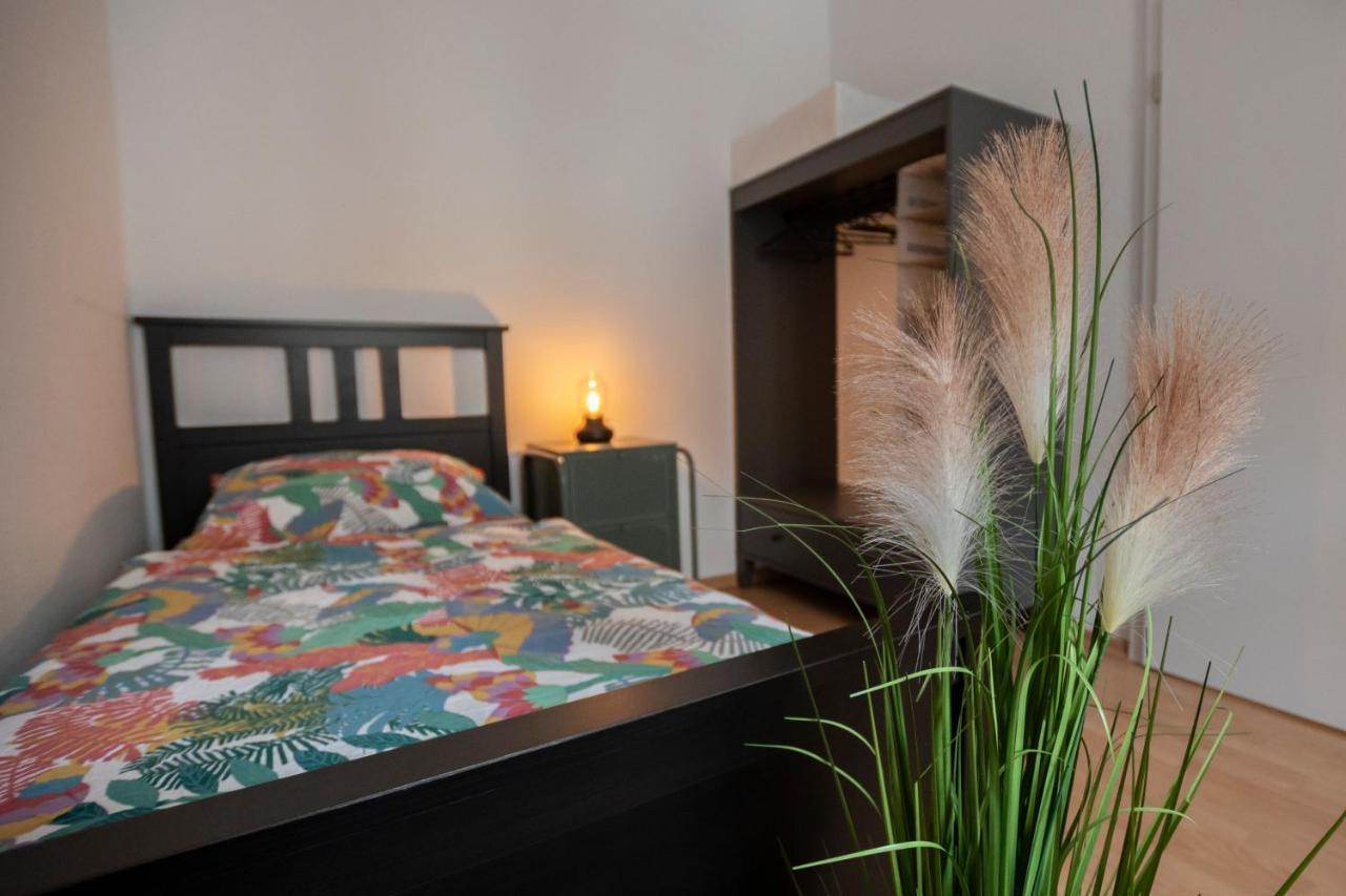 Zwickau Mittendrin, Tolles Balkon-Apartment Eksteriør bilde